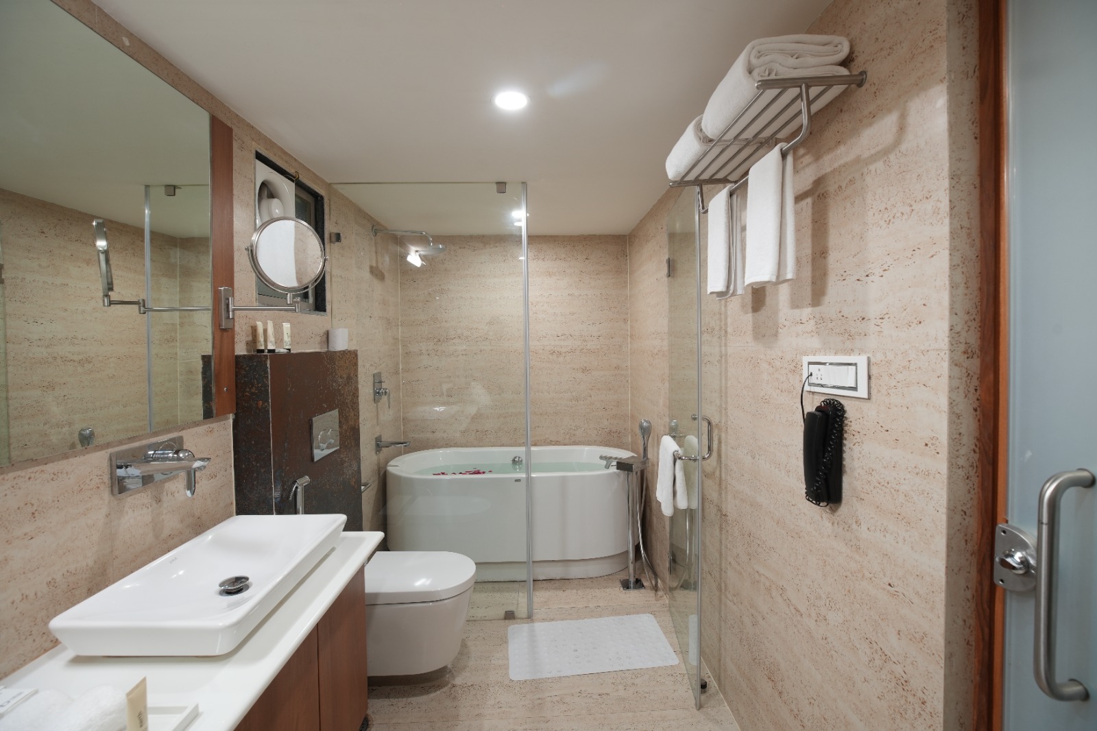Executive Room Layout 3